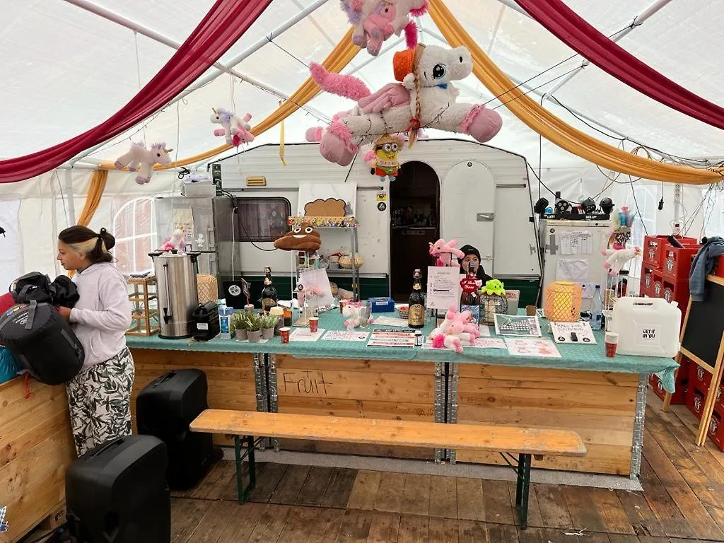 Luxuszelt Hotel Festanation Oktoberfest Camp #2 München
